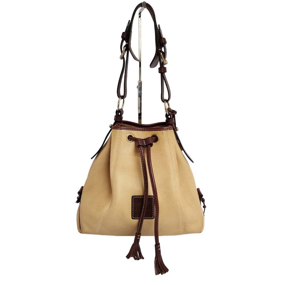 DOONEY & BOURKE LEATHER SHOULDER BAG
